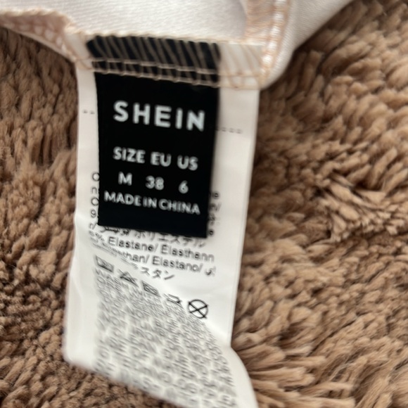 Women’s Dress( High Stretch) - Picture 4 of 4